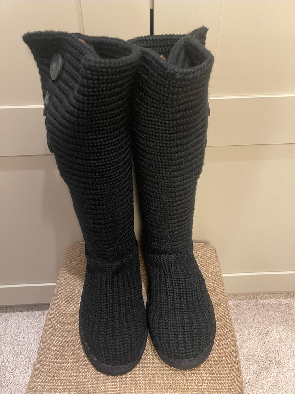 Ugg